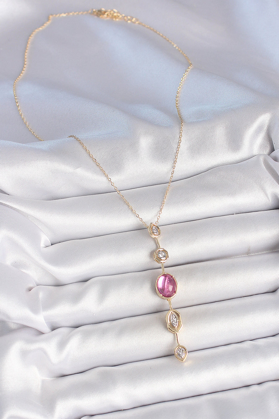 Pirinç Zincir Gold Renk Pembe Zirkon Taşlı Y Kolye