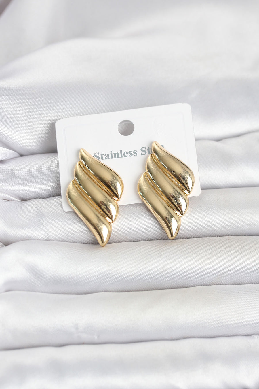 316L Çelik Gold Renk Motif Model Kadın Küpe